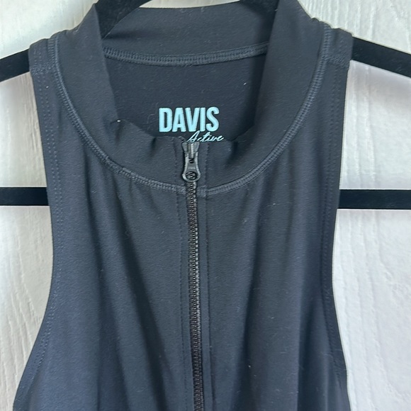 Davis Active romper - Picture 3 of 5